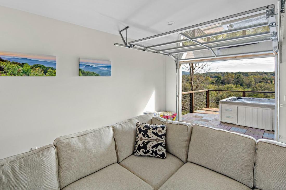 Upstream Penthouse Villa แอชวิลล์ ภายนอก รูปภาพ